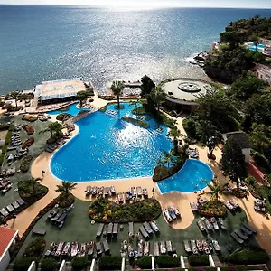 Pestana Carlton Madeira Ocean מלון